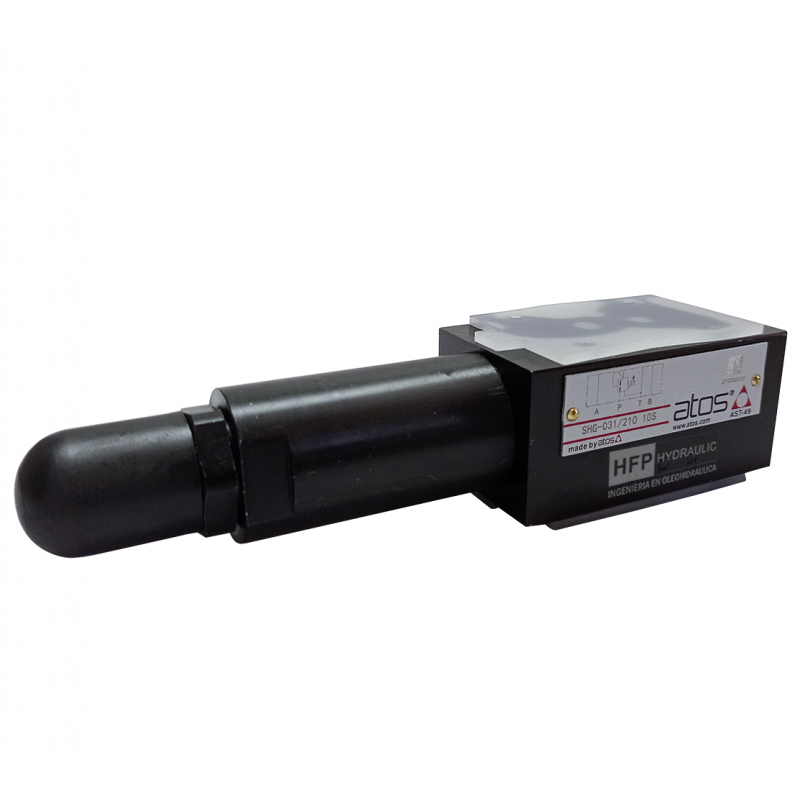 Válvula reductora de presión NG6 210 BAR, vista frontal mostrando su diseño compacto y robusto, ideal para la regulación precisa de presión en sistemas hidráulicos industriales.